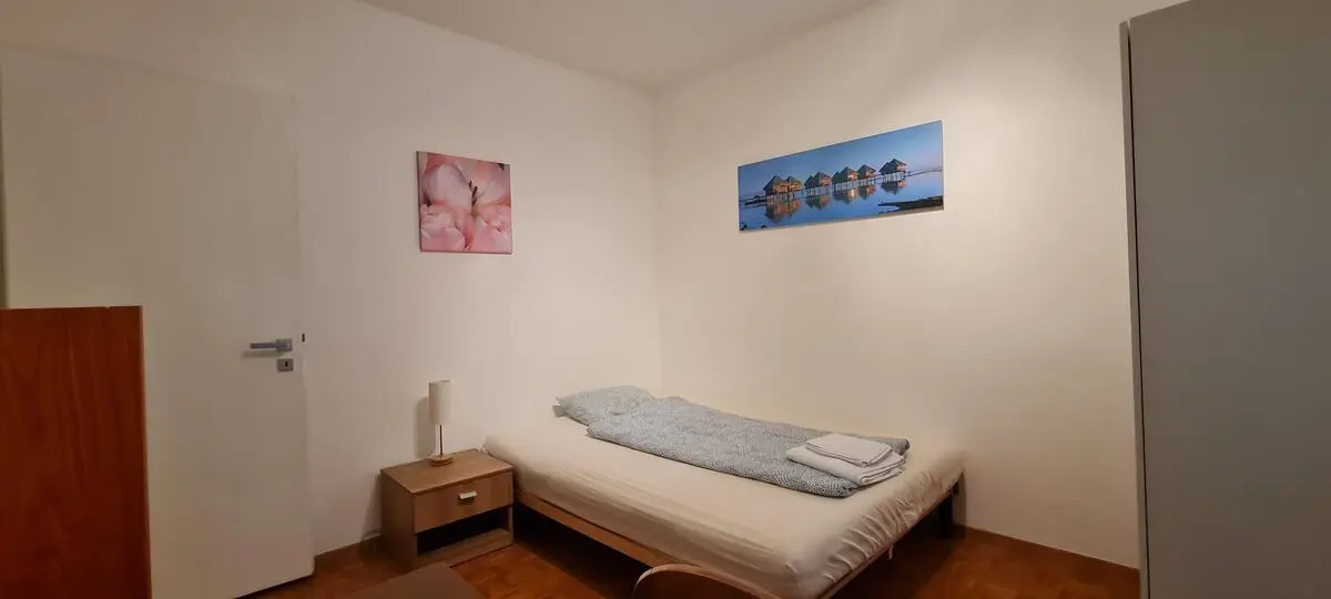 Spacious Student Room